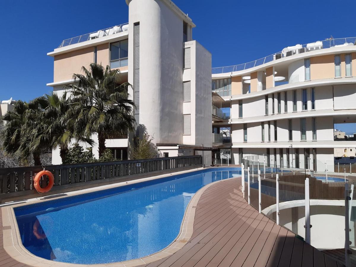 City Flats 2 Bedroom Apartment Larnaka Exterior foto