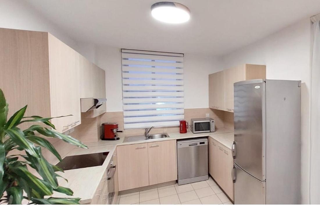 City Flats 2 Bedroom Apartment Larnaka Exterior foto
