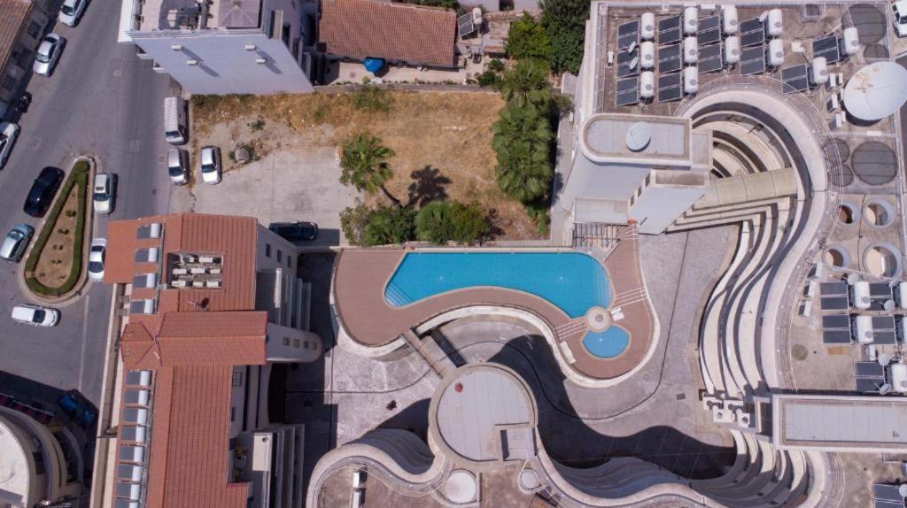 City Flats 2 Bedroom Apartment Larnaka Exterior foto